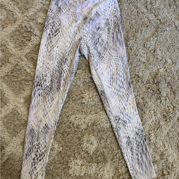 Leggings - Picture 1 of 3